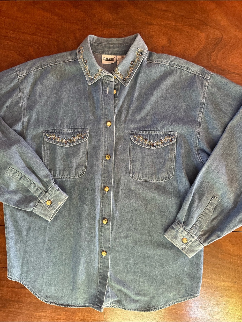 Vintage Capacity Embroidered Denim Button Up Shirt Floral Vine Cottagecore L
